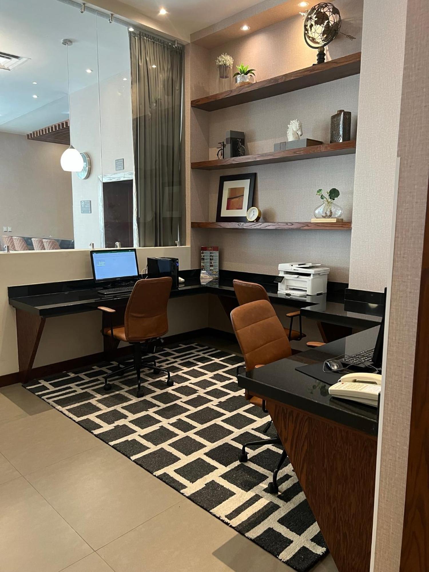 Best Western Plus Chihuahua Juventud Luaran gambar
